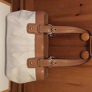 New vintage coach handbag. Never used!